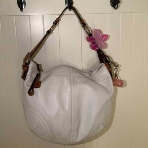 Chic White Hobo Coach bag